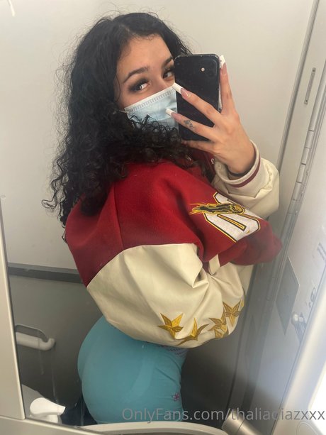 Photo nue de fuite OnlyFans de Thalia Diaz