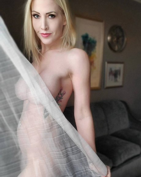 Photo nue de fuite OnlyFans de Aphrodite