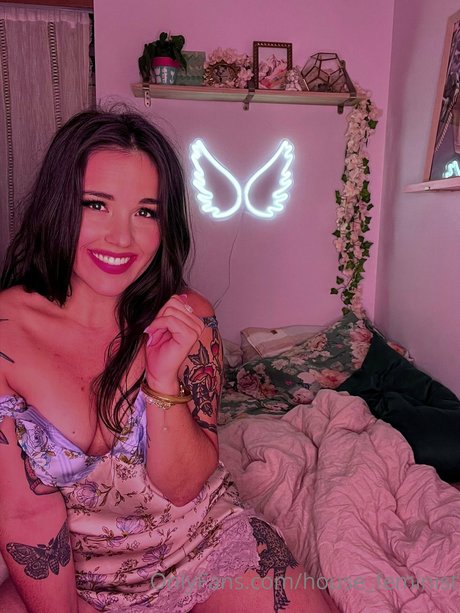 Photo nue de fuite OnlyFans de Sweatpants Cher