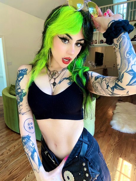 Photo nue de fuite OnlyFans de Batz