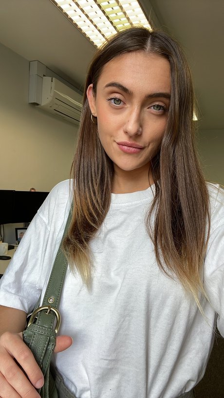 Photo nue de fuite OnlyFans de Honeyisabella