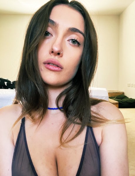 Photo nue de fuite OnlyFans de Honeyisabella