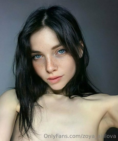 Zoya_akilova