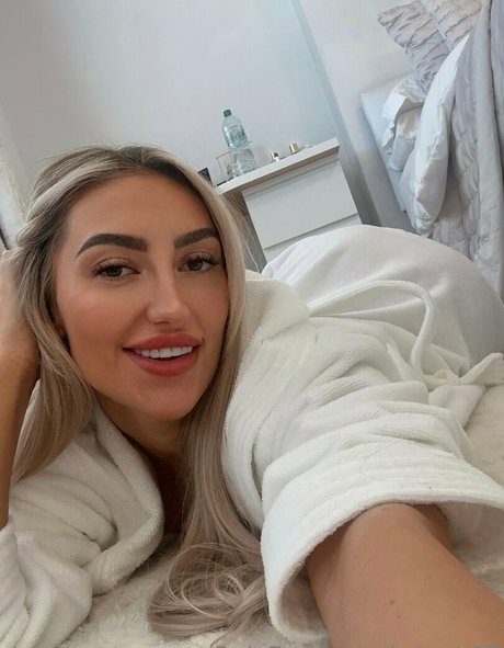 Photo nue de fuite OnlyFans de Katezb03