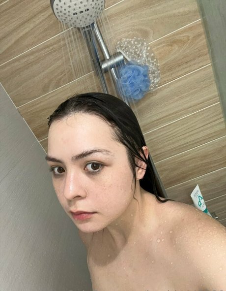 Photo nue de fuite OnlyFans de Laetitia442299