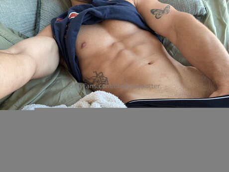 Photo nue de fuite OnlyFans de Bradyraypotter