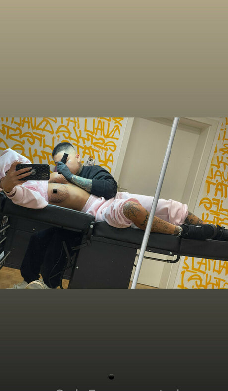 Photo nue de fuite OnlyFans de Misspierciink