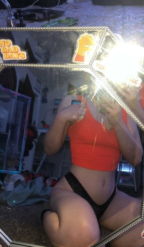 Photo nue de fuite OnlyFans de Indicaorsativa