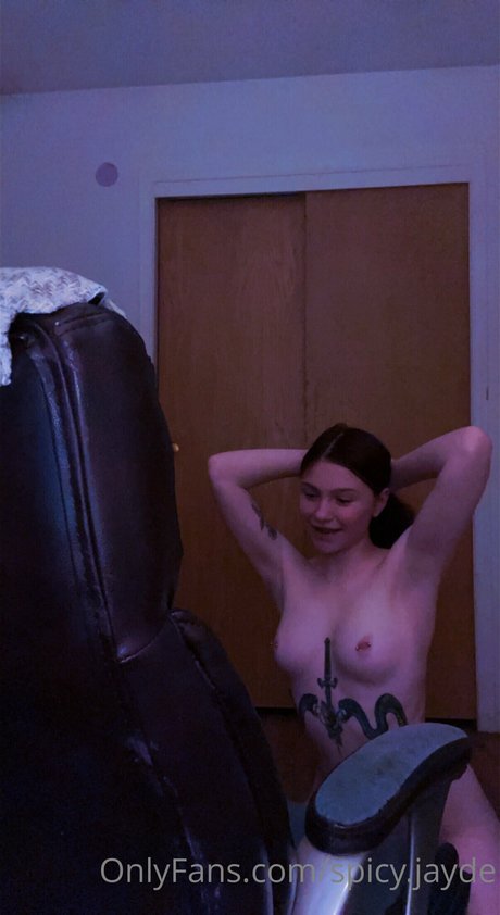 Photo nue de fuite OnlyFans de Spicy Jayde Spicyjayde