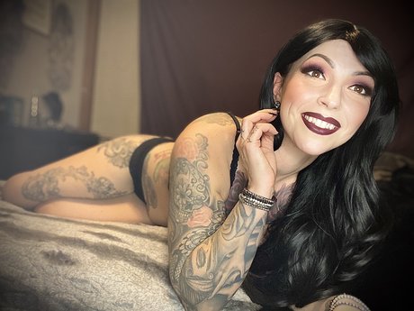 Photo nue de fuite OnlyFans de Wickedwitchypoo