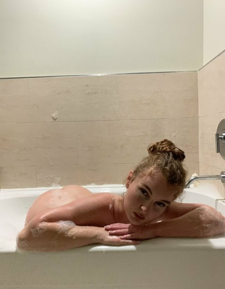 Photo nue de fuite OnlyFans de Zoe Rose