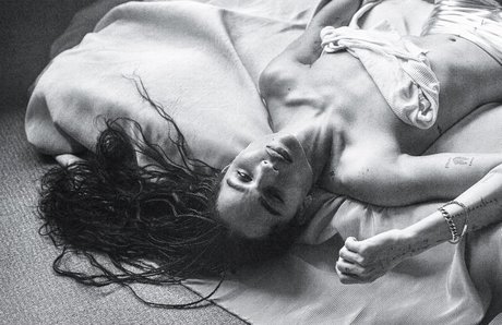 Photo nue de fuite OnlyFans de Zoe Kravitz