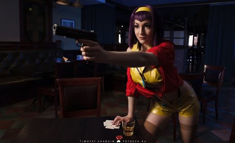 Zoe Volf Cosplay