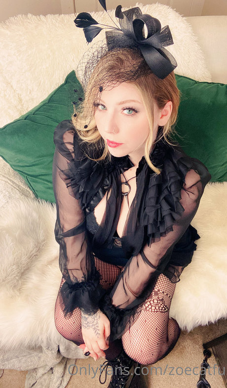 Photo nue de fuite OnlyFans de Zoecatfu