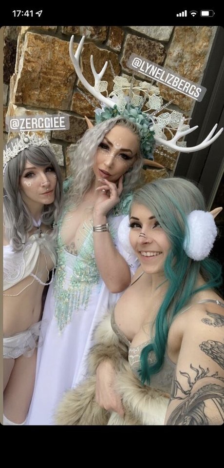 Photo nue de fuite OnlyFans de Zerggiee Cosplay