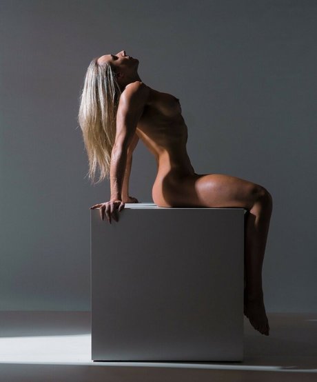 Photo nue de fuite OnlyFans de Aline Hirth