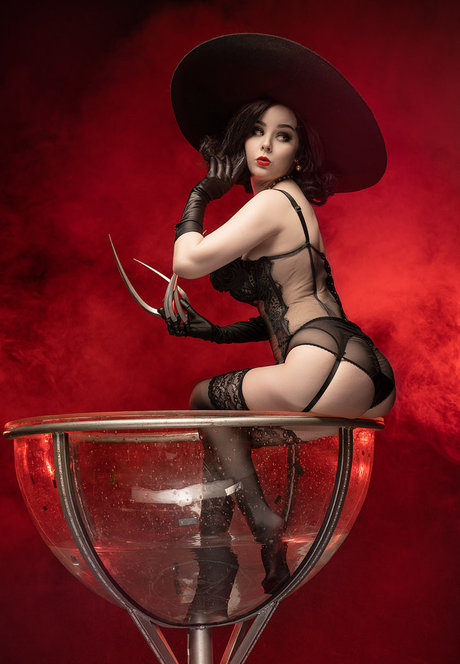Helly Valentine
