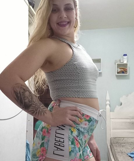 Photo nue de fuite OnlyFans de Christine Rayssa