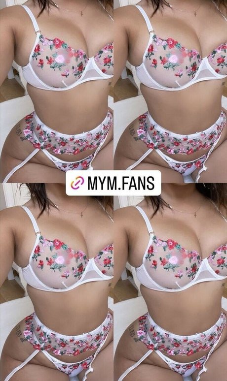 Photo nue de fuite OnlyFans de Loumrcsl