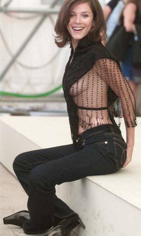 Anna Friel