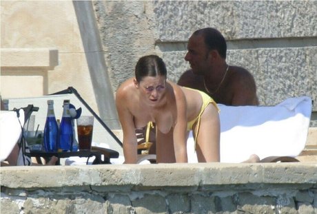 Photo nue de fuite OnlyFans de Anna Friel