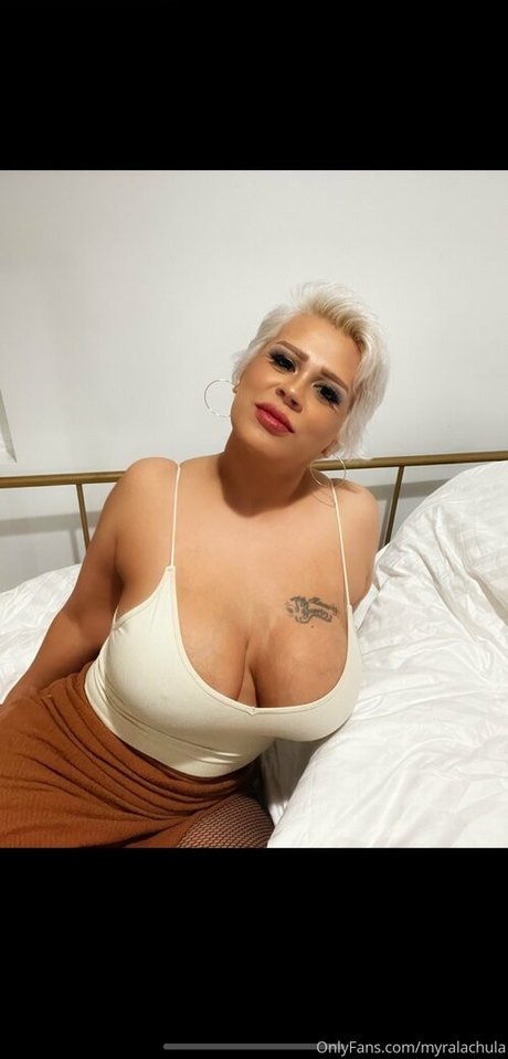 Photo nue de fuite OnlyFans de Myralachula