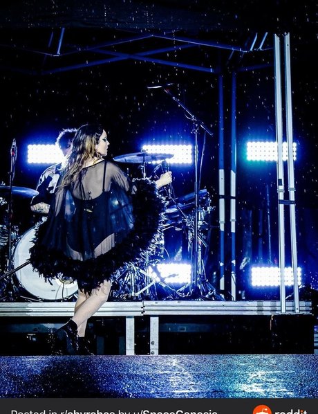 Lauren Mayberry