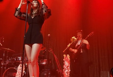Photo nue de fuite OnlyFans de Lauren Mayberry