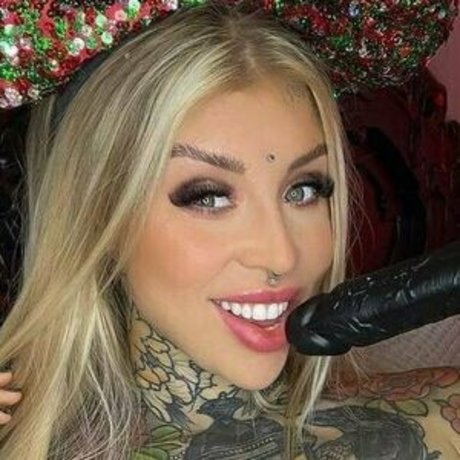 Photo nue de fuite OnlyFans de Fitmomnextdoor
