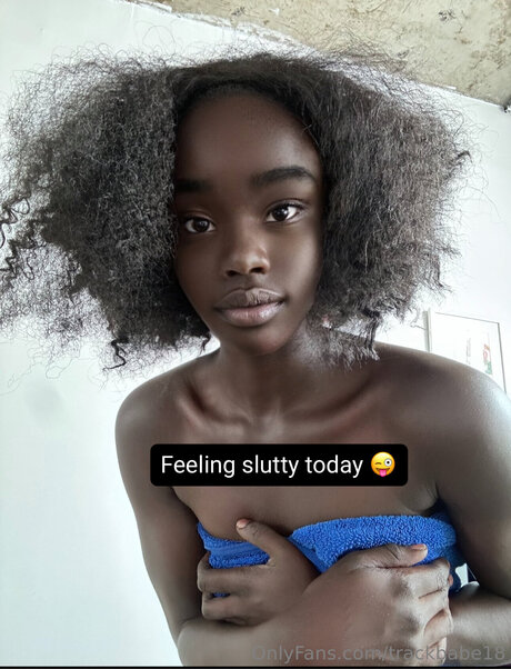 Photo nue de fuite OnlyFans de Trackbabe18