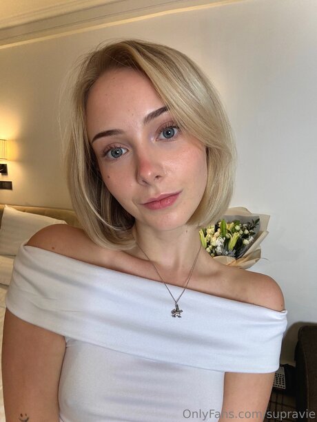 Photo nue de fuite OnlyFans de Supravie