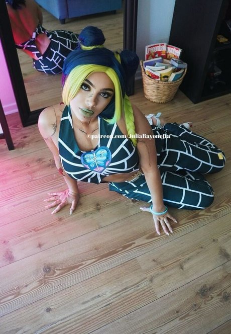 Julia Bayonetta