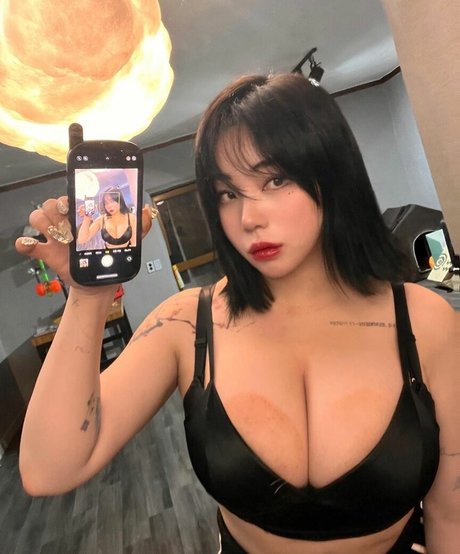 Photo nue de fuite OnlyFans de Jung Hye Bin