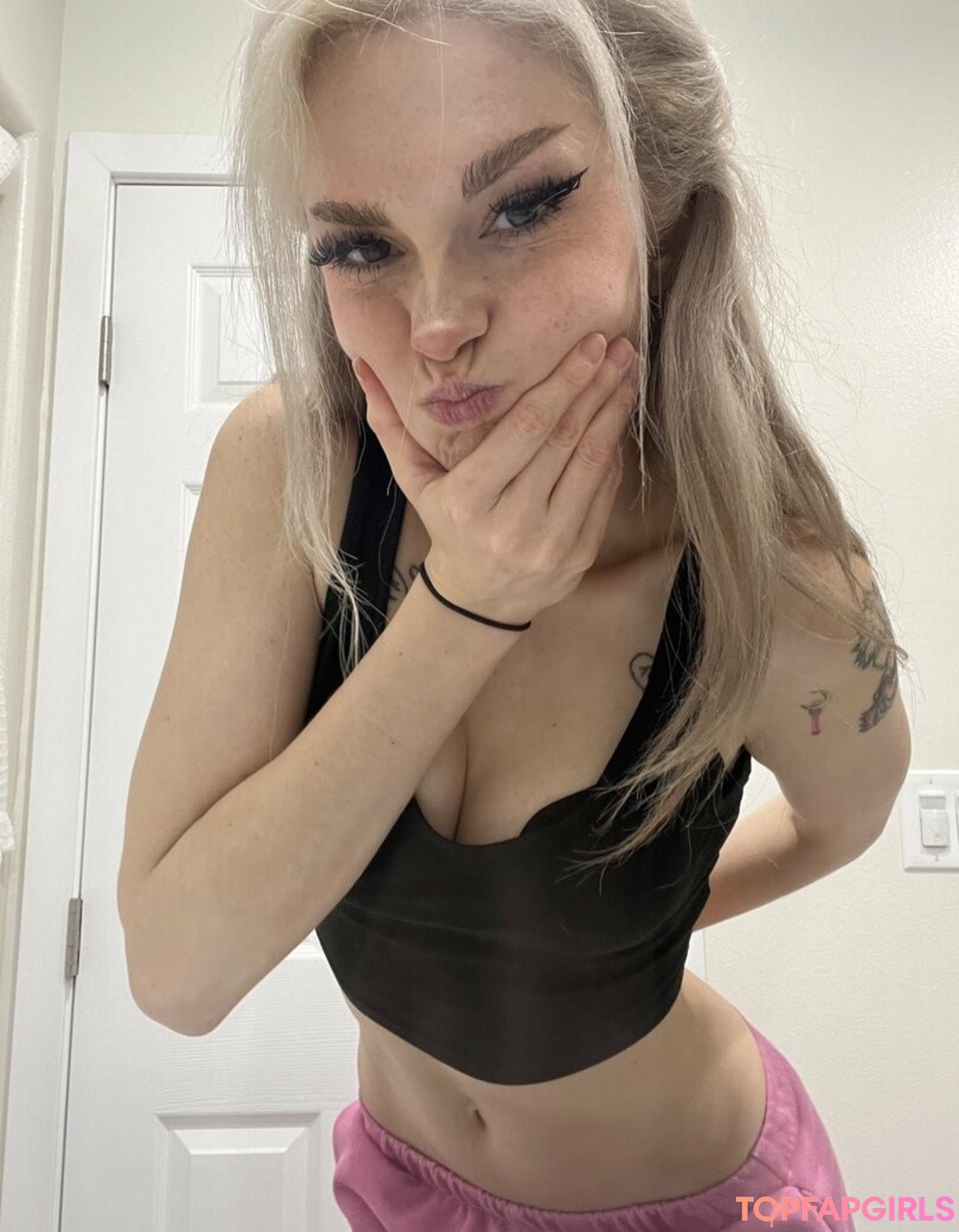 Photo nue de fuite OnlyFans de Busy B Asmr #1105