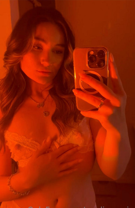 Photo nue de fuite OnlyFans de Madisonpriv