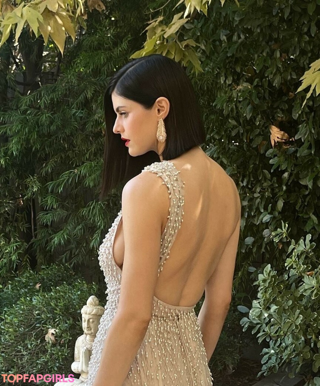 Photo nue de fuite OnlyFans de Alexandra Daddario #1006