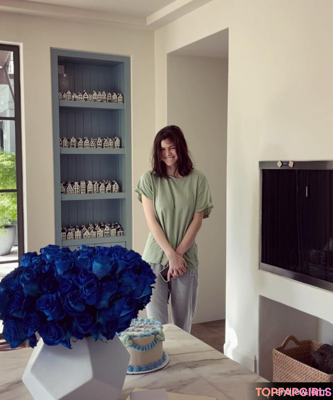 Photo nue de fuite OnlyFans de Alexandra Daddario #1315