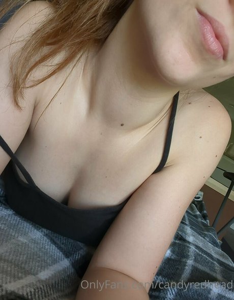 Photo nue de fuite OnlyFans de Candyredhead