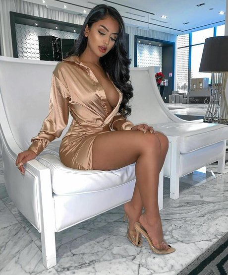 Photo nue de fuite OnlyFans de Aneeqa Farid