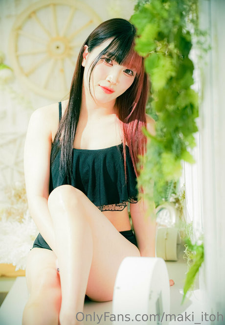 Photo nue de fuite OnlyFans de Maki Itoh