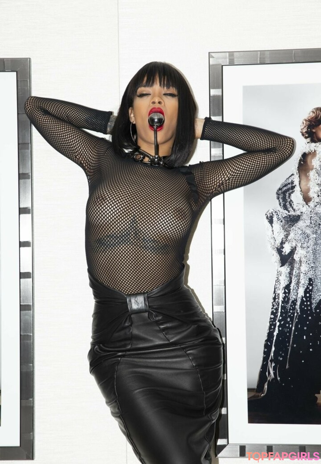 Photo nue de fuite OnlyFans de Rihanna #1023