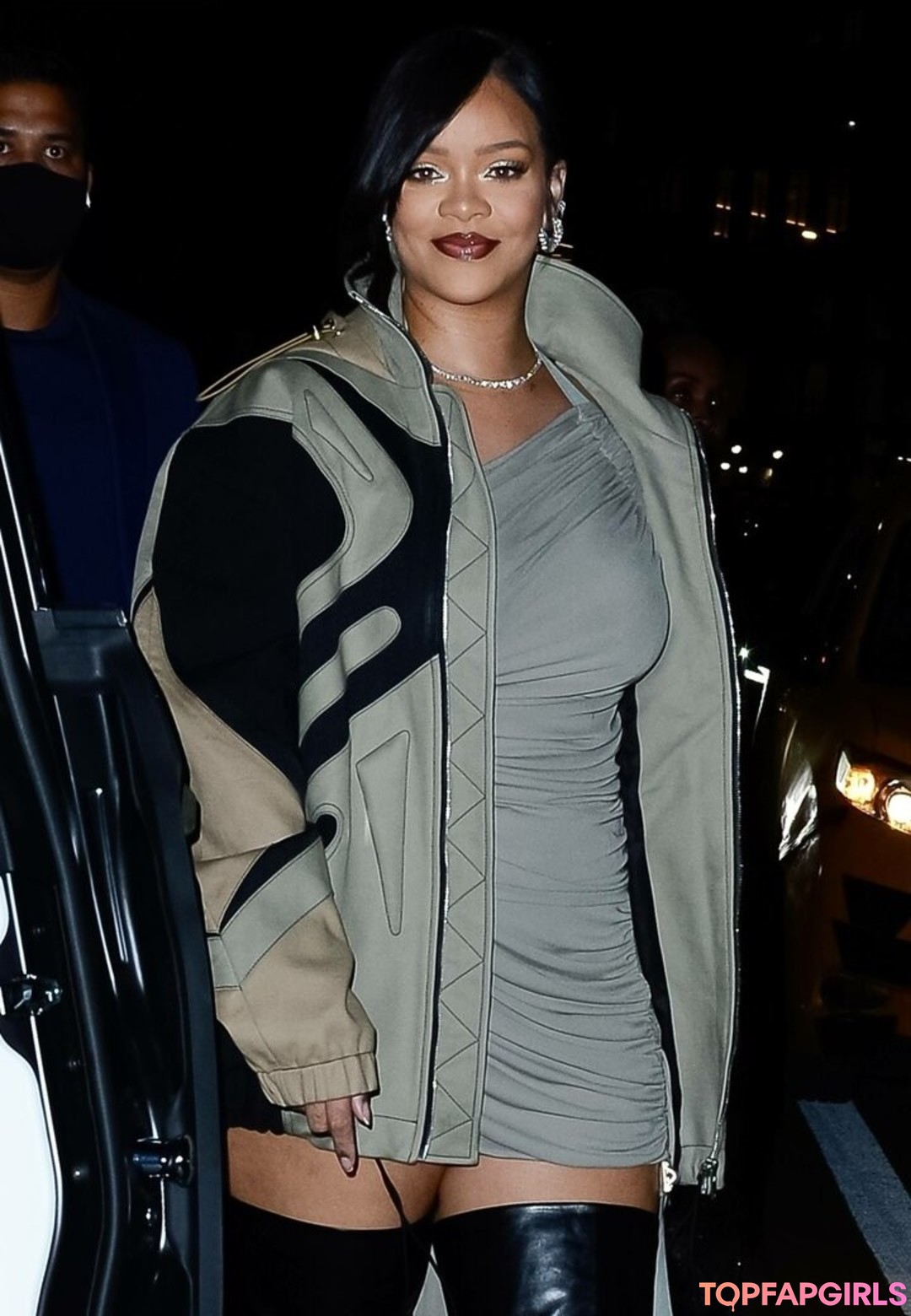 Photo nue de fuite OnlyFans de Rihanna #1127