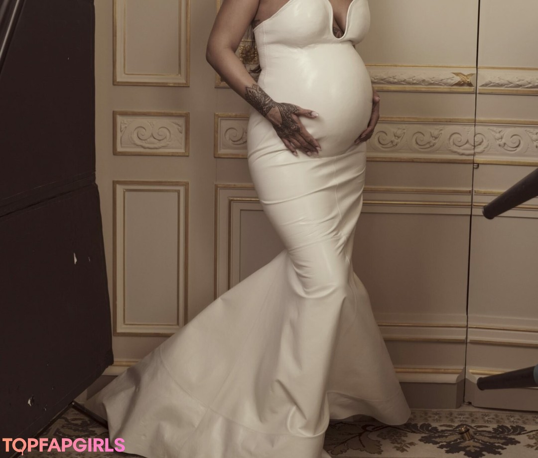 Photo nue de fuite OnlyFans de Rihanna #1181