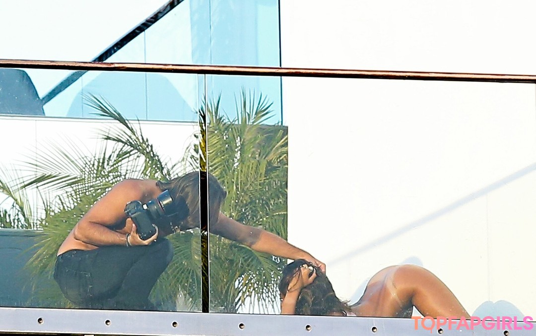 Photo nue de fuite OnlyFans de Rihanna #1204