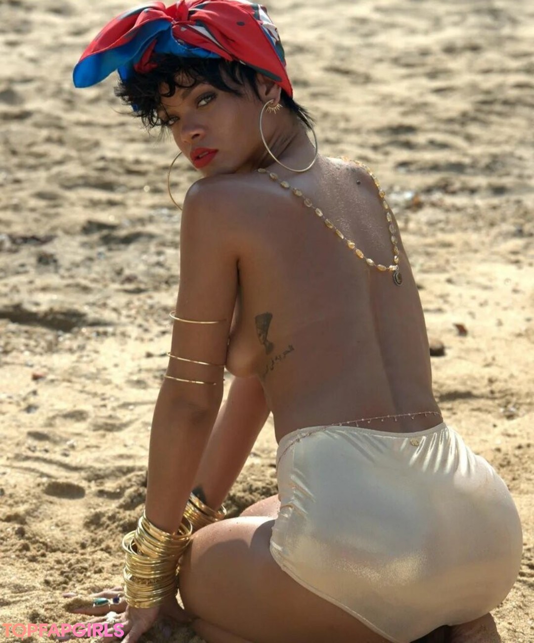 Photo nue de fuite OnlyFans de Rihanna #1293