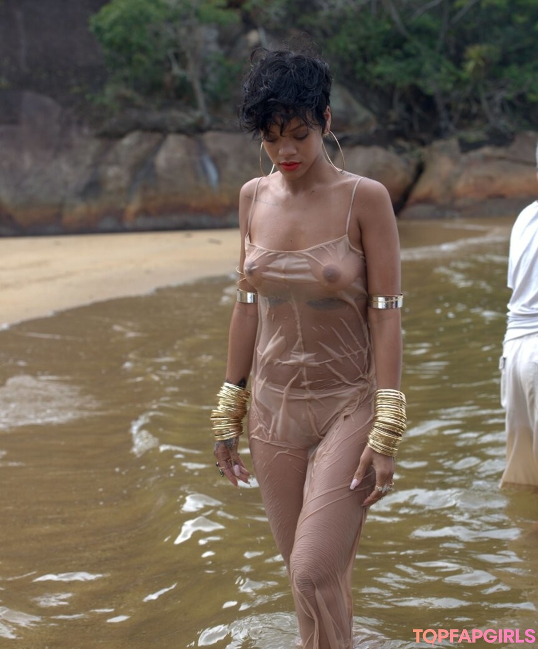 Photo nue de fuite OnlyFans de Rihanna #1372