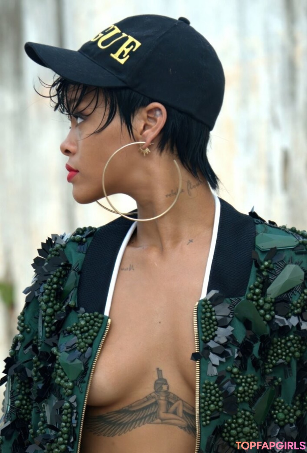 Photo nue de fuite OnlyFans de Rihanna #1466