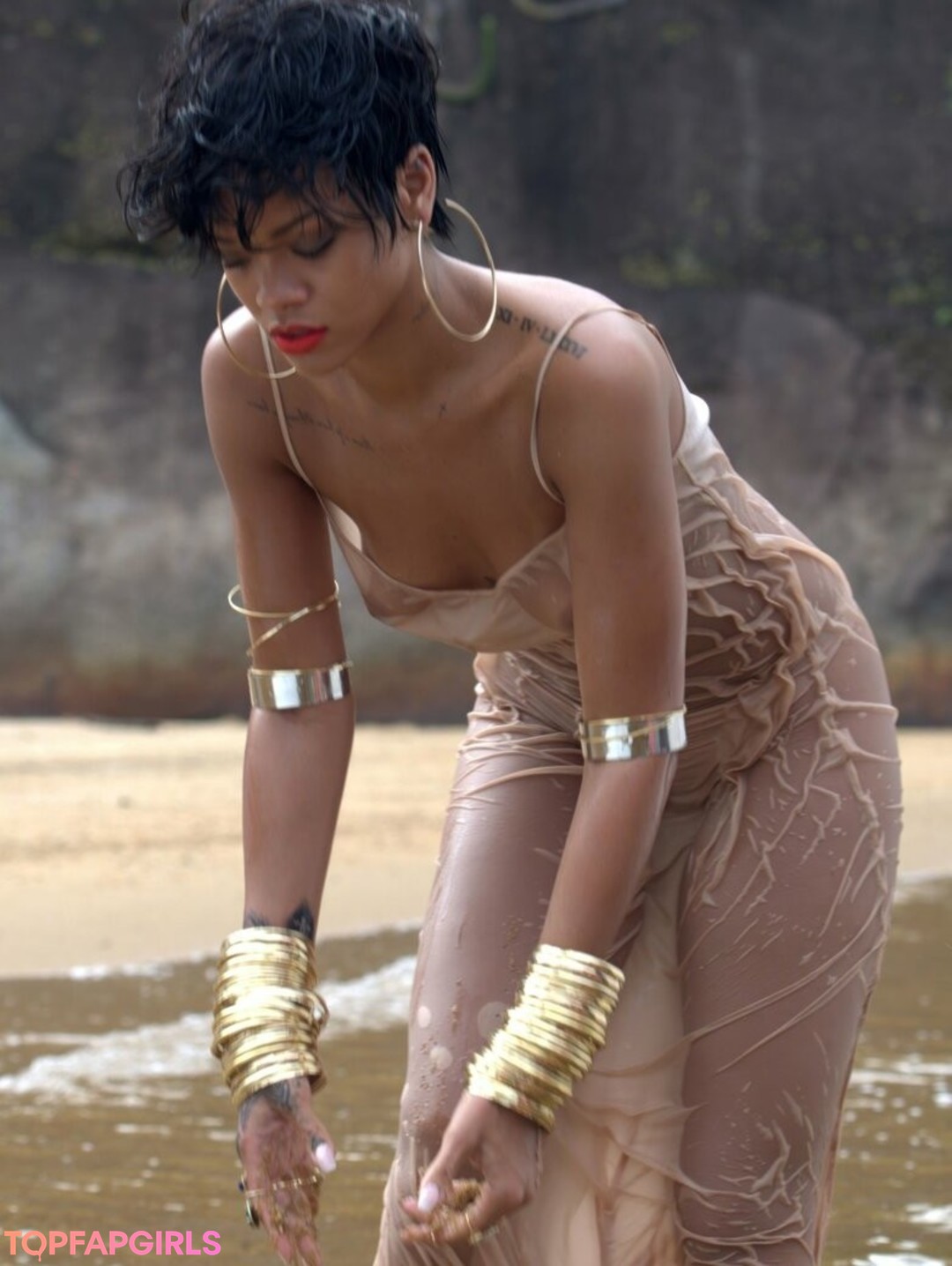 Photo nue de fuite OnlyFans de Rihanna #1515