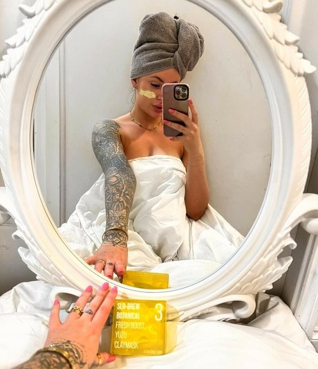 Photo nue de fuite OnlyFans de Beckie Holloway