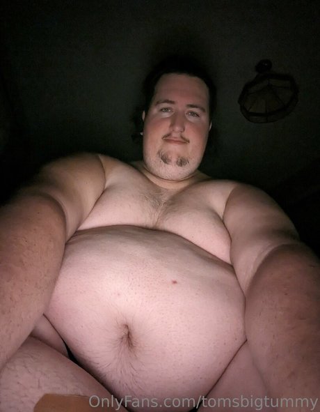 Photo nue de fuite OnlyFans de Tomsbigtummy
